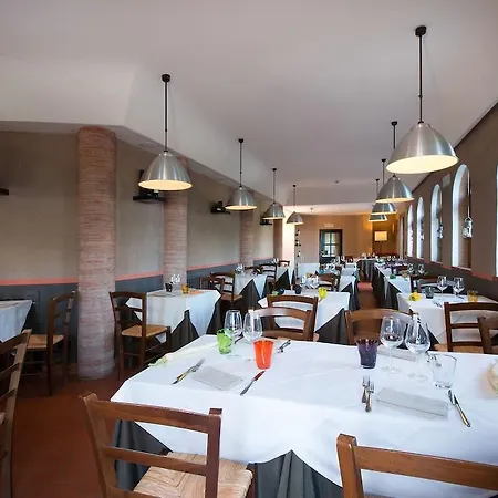 Cdh Radda Hotel