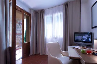 Hotel Cdh Radda Sienne